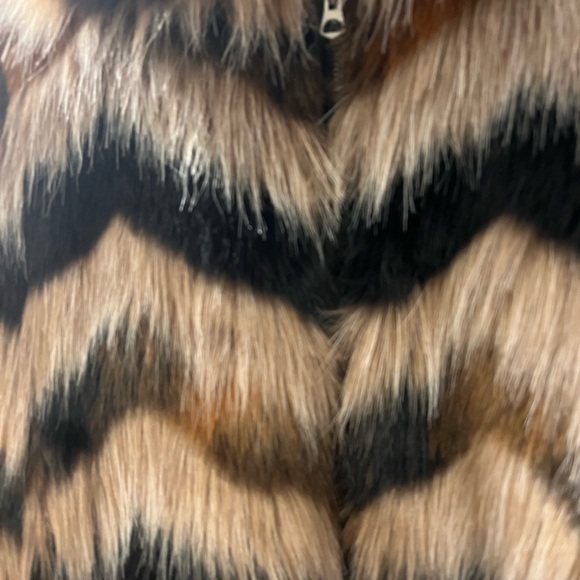 French Connection Dallow Multicolor Faux Fur Jacket - Picture 5 of 10